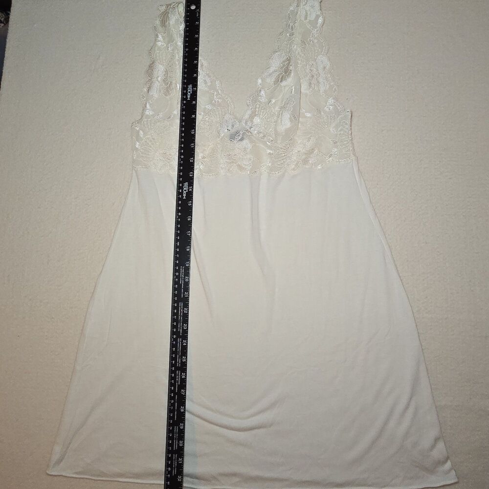 Natori White Sleeveless Nightgown Deep V-neckline Dress Decorative Lace Large - Picture 6 of 7